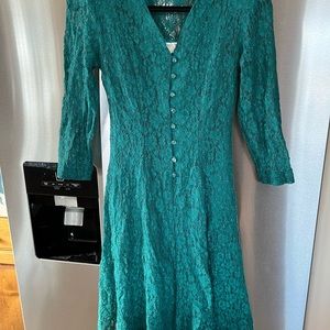 Betsy’s things green lace vintage dress size 12
